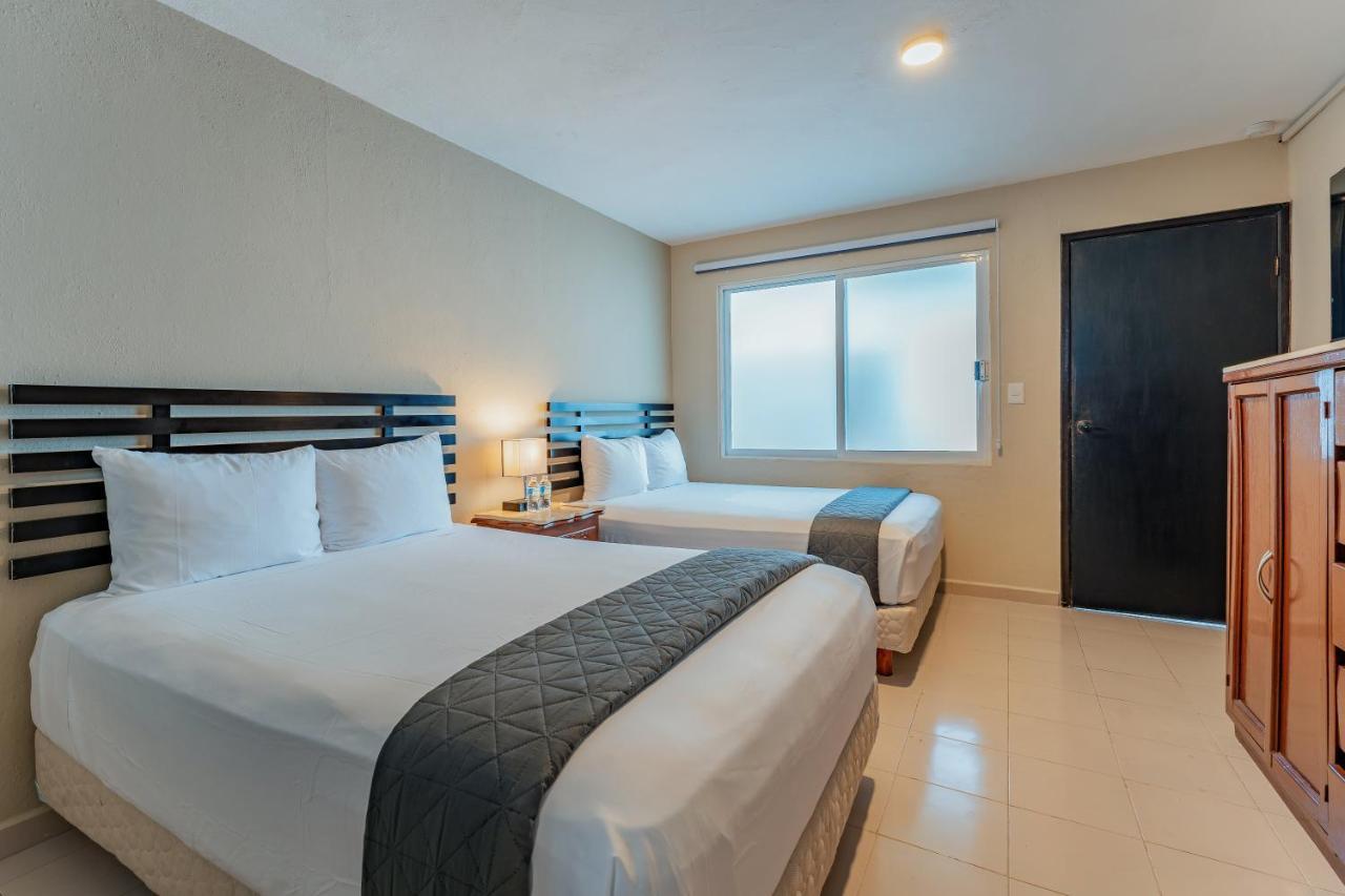 Hotel Brisas 5A Av, Playa Del Carmen Exteriör bild