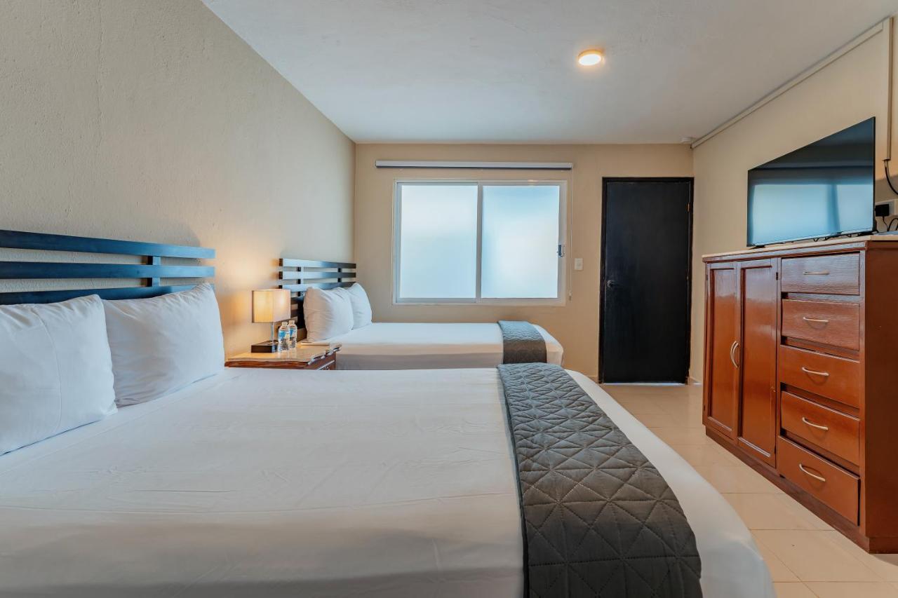 Hotel Brisas 5A Av, Playa Del Carmen Exteriör bild