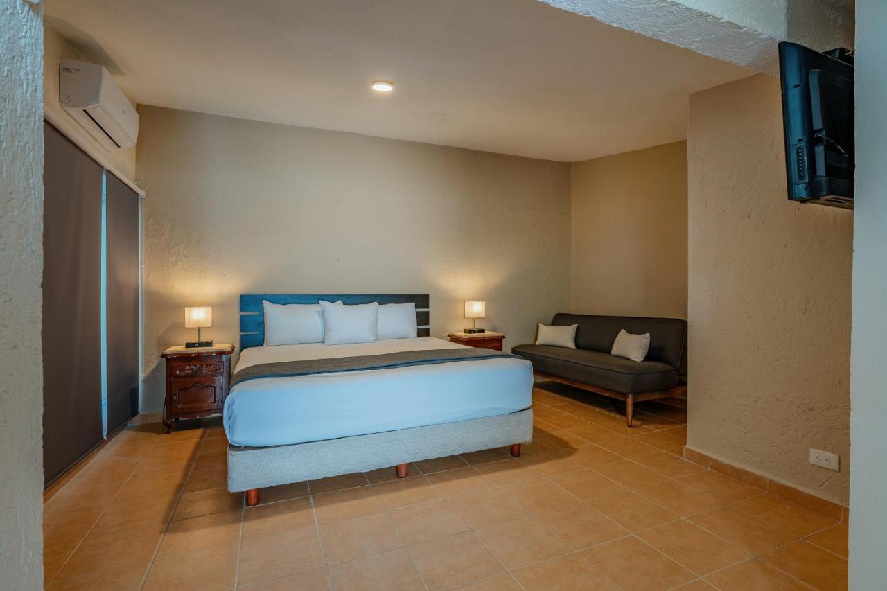 Hotel Brisas 5A Av, Playa Del Carmen Exteriör bild